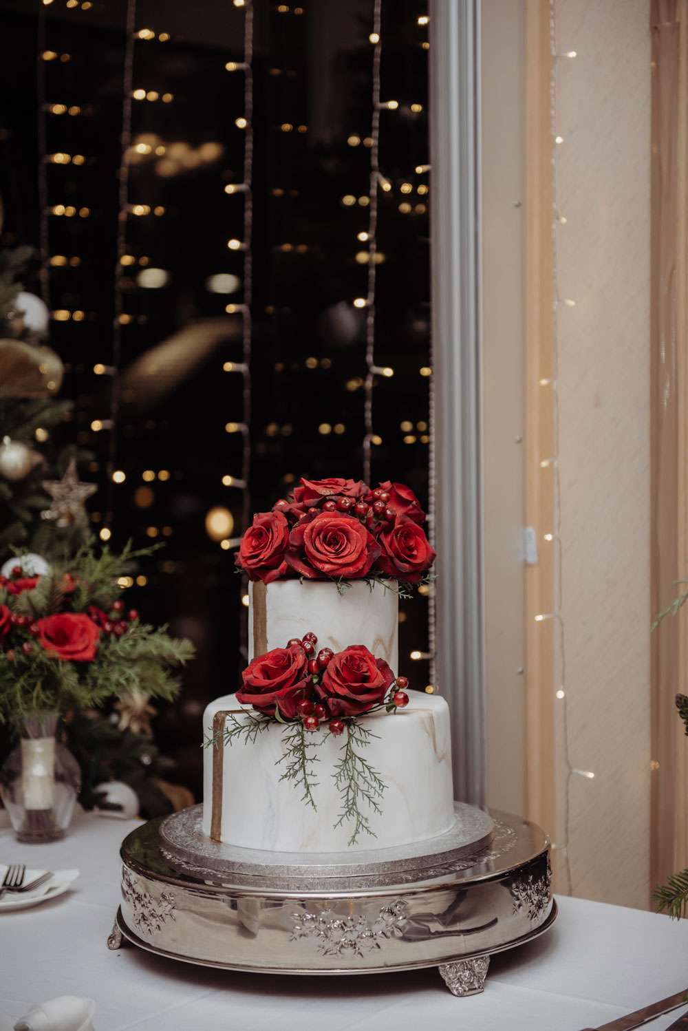 cake-10 Red rose custom floral wedding cake
